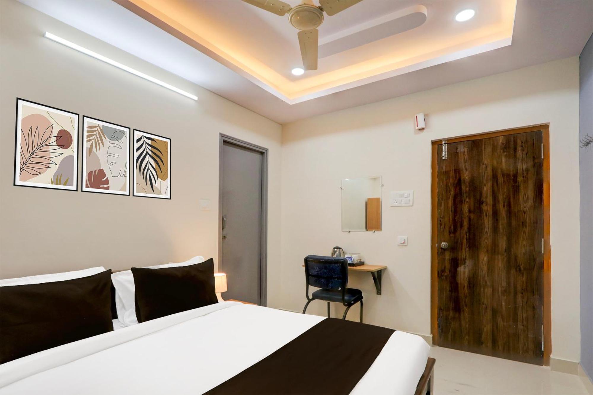 Super Townhouse Nanak Ram Guda Near Waverock Sez ハイデラバード エクステリア 写真